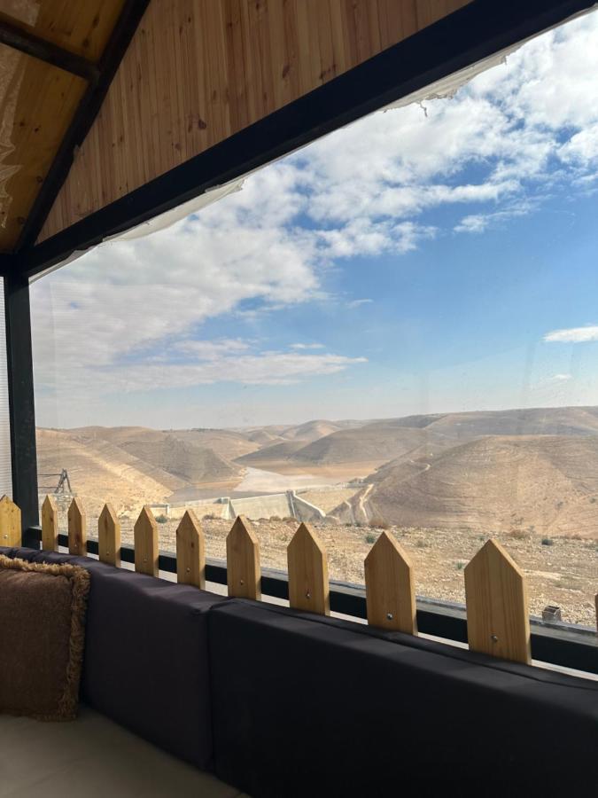 Wadi Al-Wala View Camp Hotel Madaba Bagian luar foto
