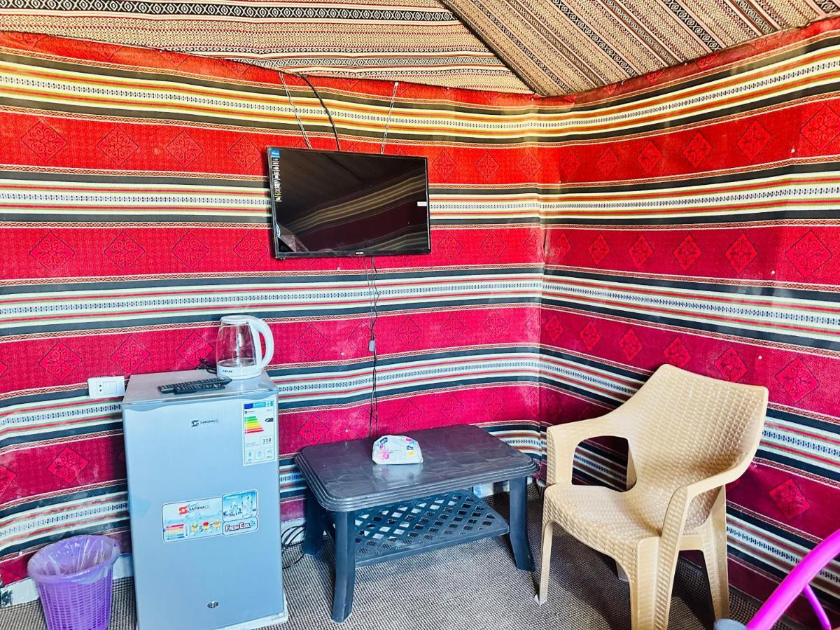Wadi Al-Wala View Camp Hotel Madaba Bagian luar foto