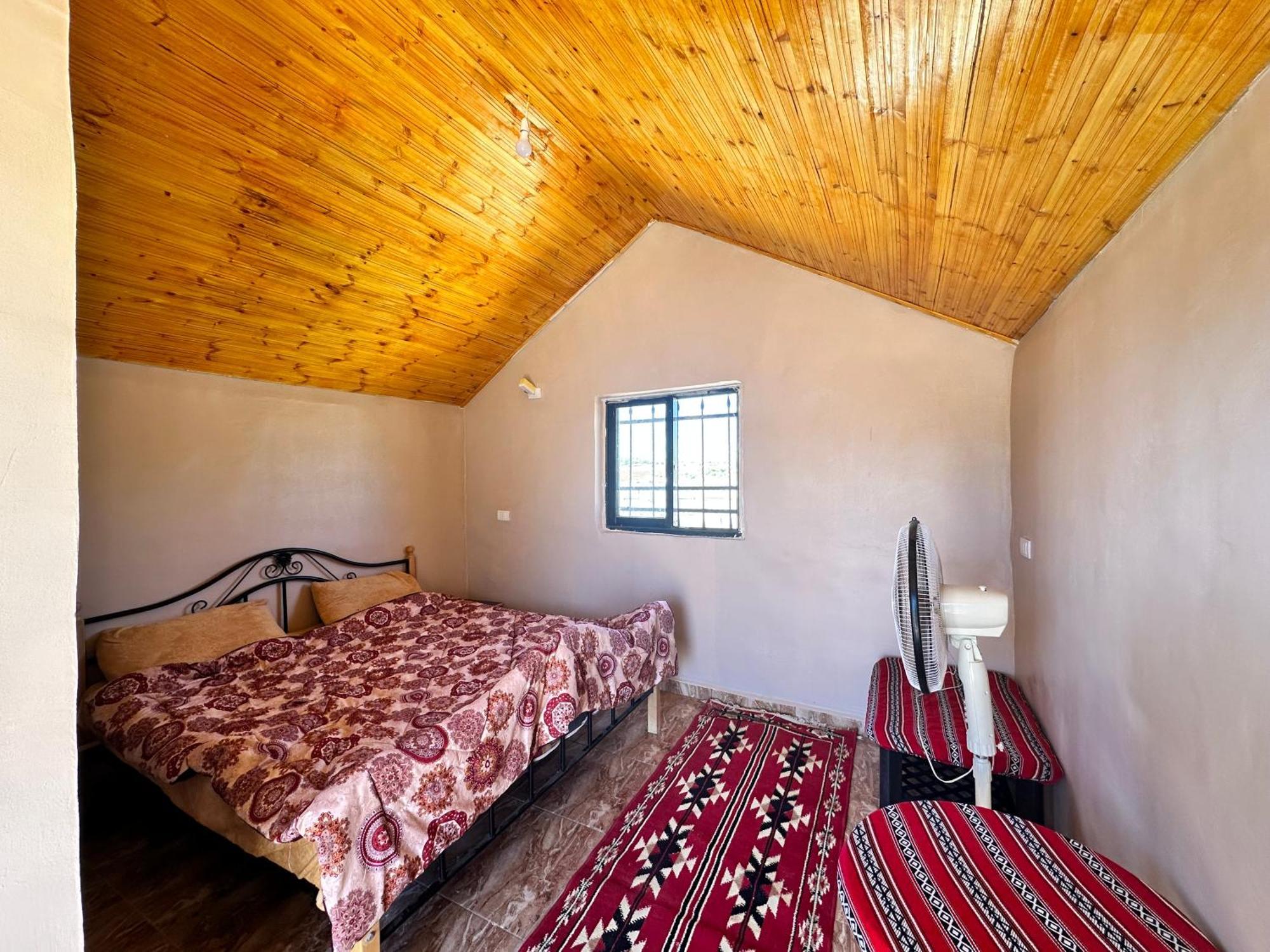 Wadi Al-Wala View Camp Hotel Madaba Bagian luar foto