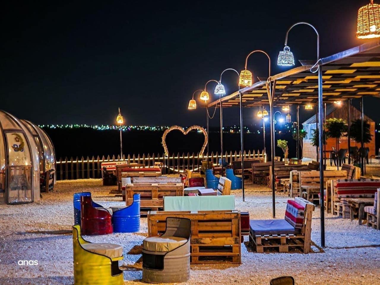 Wadi Al-Wala View Camp Hotel Madaba Bagian luar foto